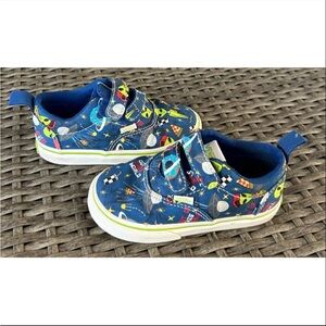 Toddler boy Vans size 7